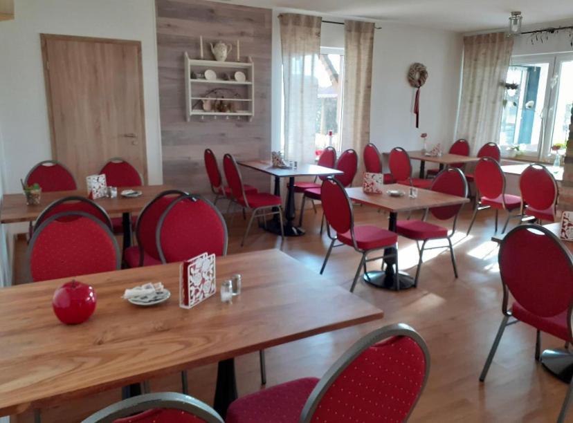 Landhaus Zum Mushof Hotel Wethen Εξωτερικό φωτογραφία